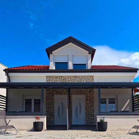 Apartmani Mia I Josip Crikvenica Bagian luar foto